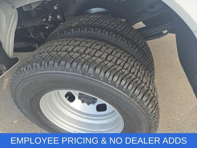 new 2025 Ford F-350 car, priced at $61,854