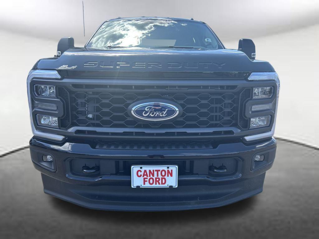 new 2025 Ford F-250 car, priced at $63,499