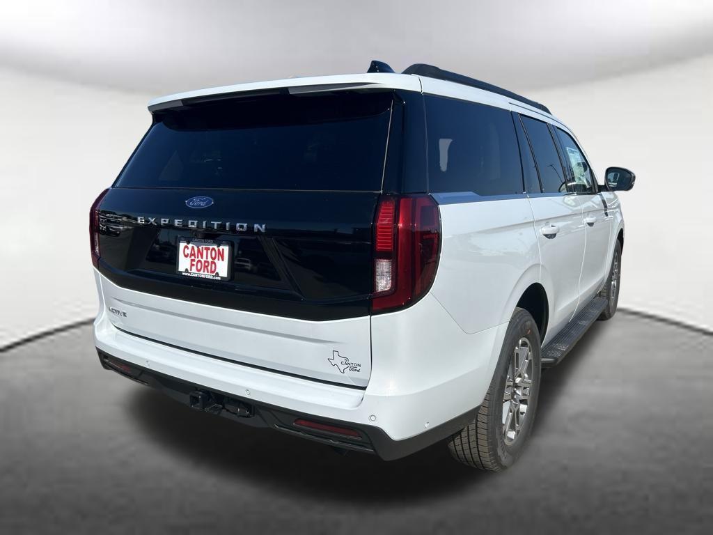 new 2025 Ford Expedition car, priced at $66,600