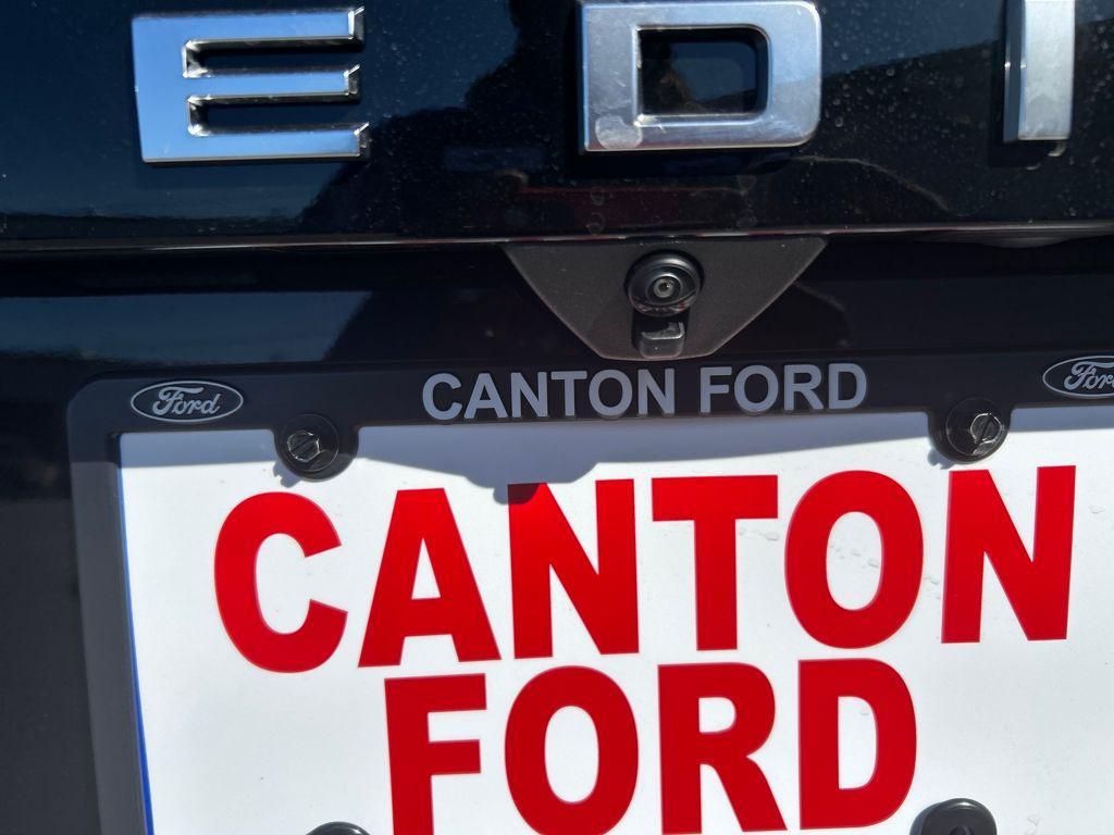 new 2025 Ford Expedition car, priced at $66,600