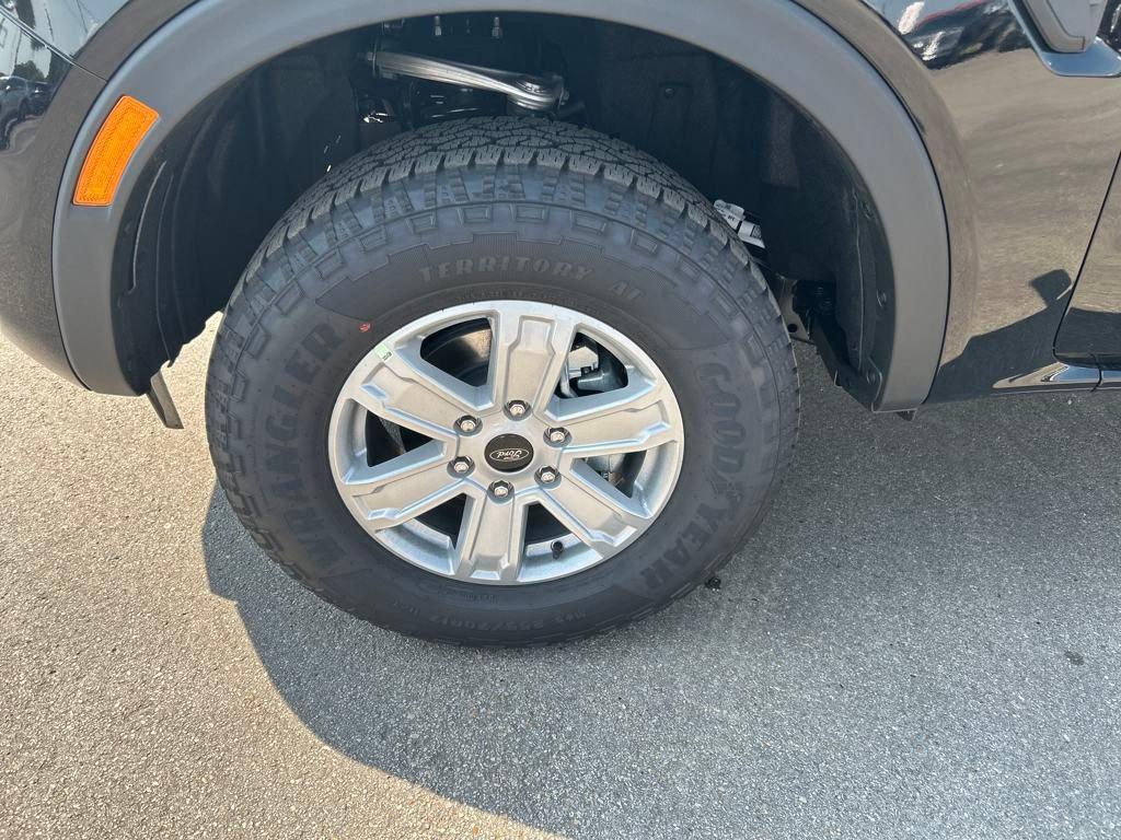 new 2025 Ford Ranger car, priced at $32,723