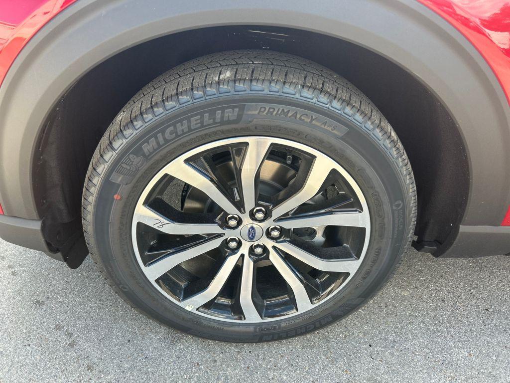 new 2025 Ford Explorer car, priced at $45,630