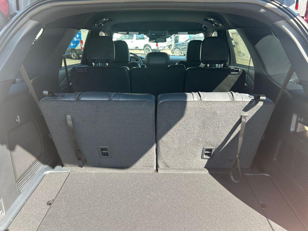 new 2025 Ford Explorer car, priced at $45,630