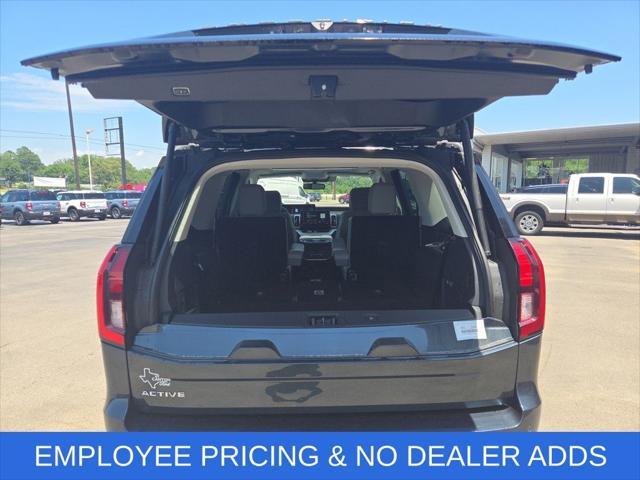 new 2025 Ford Expedition car, priced at $70,021