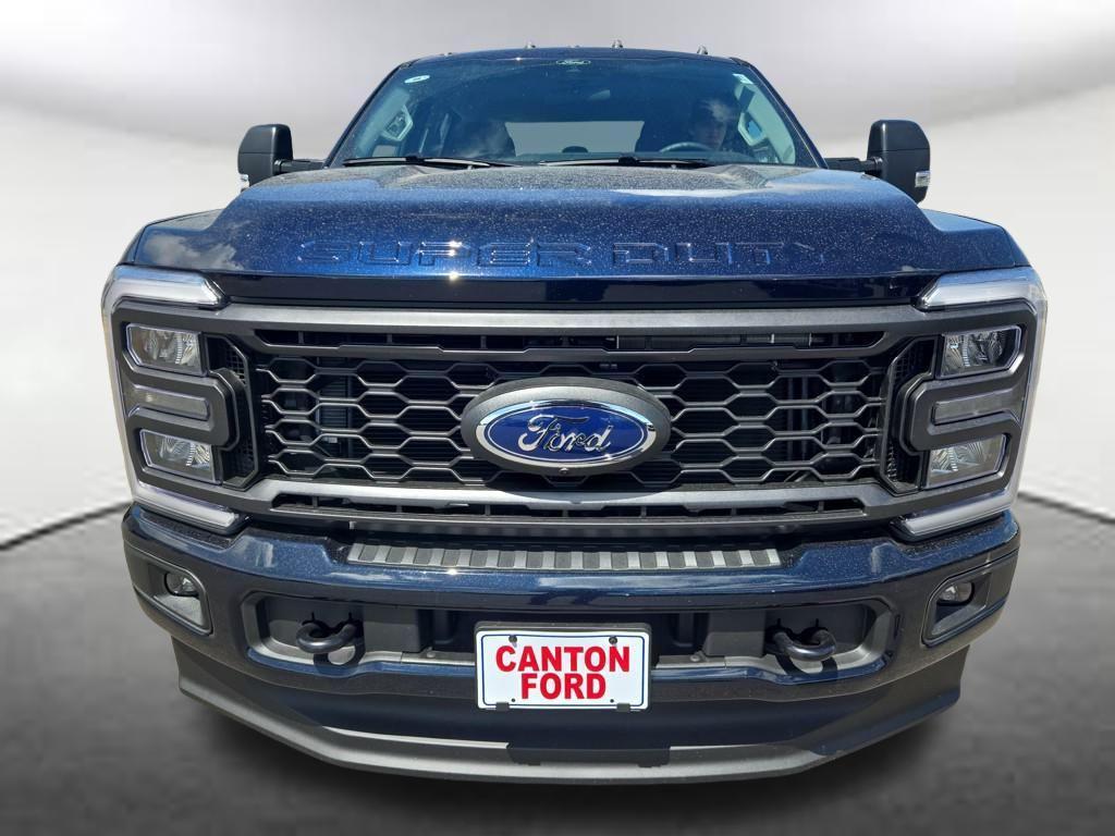 new 2025 Ford F-250 car, priced at $63,499