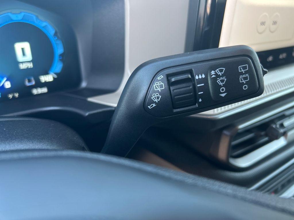 new 2025 Ford Bronco Sport car, priced at $30,953