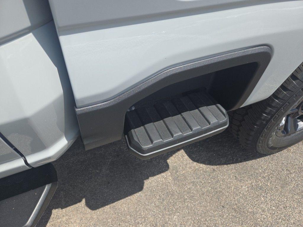 new 2025 Ford F-250 car, priced at $64,999