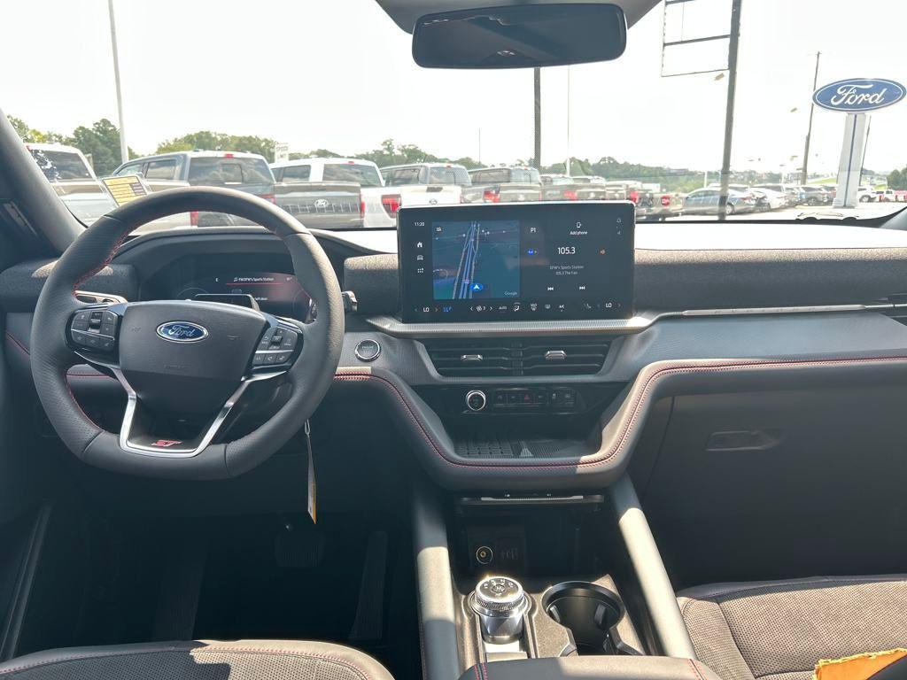 new 2025 Ford Explorer car, priced at $58,880