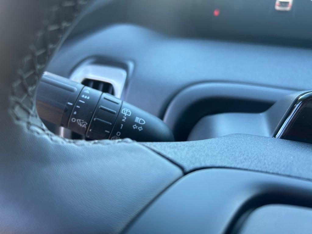 new 2025 Ford Expedition car, priced at $70,354