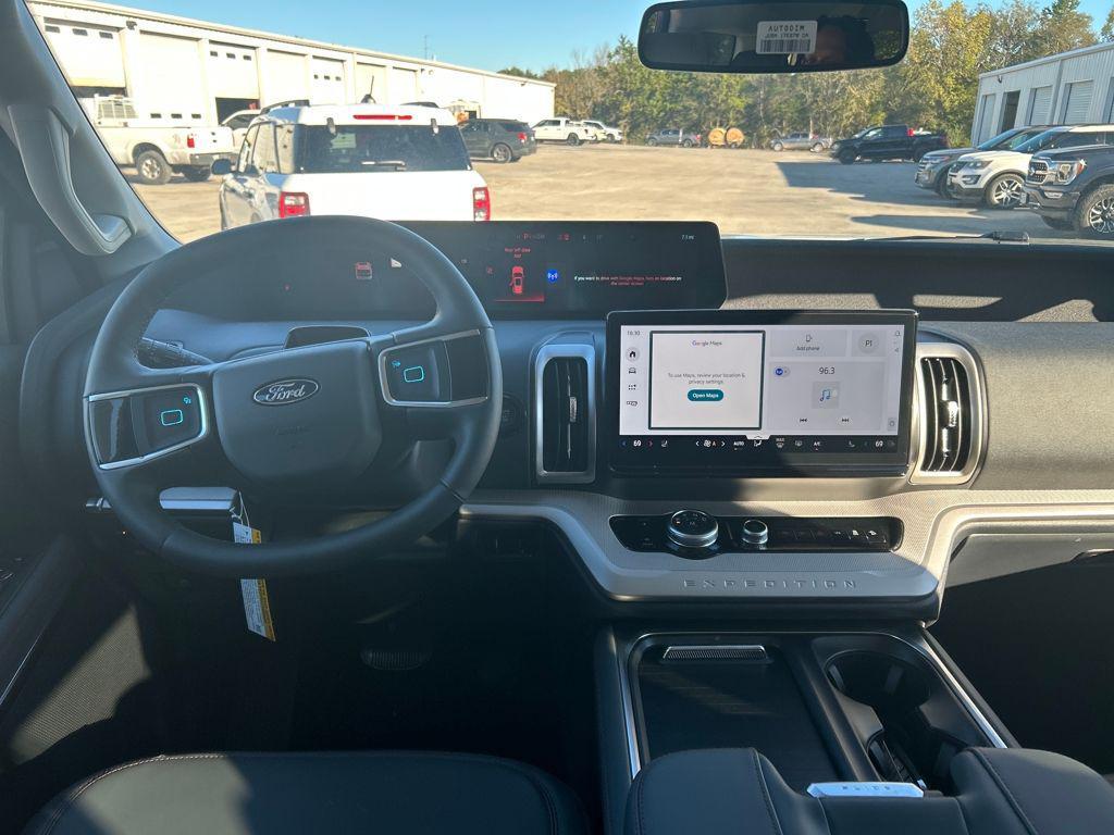 new 2025 Ford Expedition car, priced at $70,354