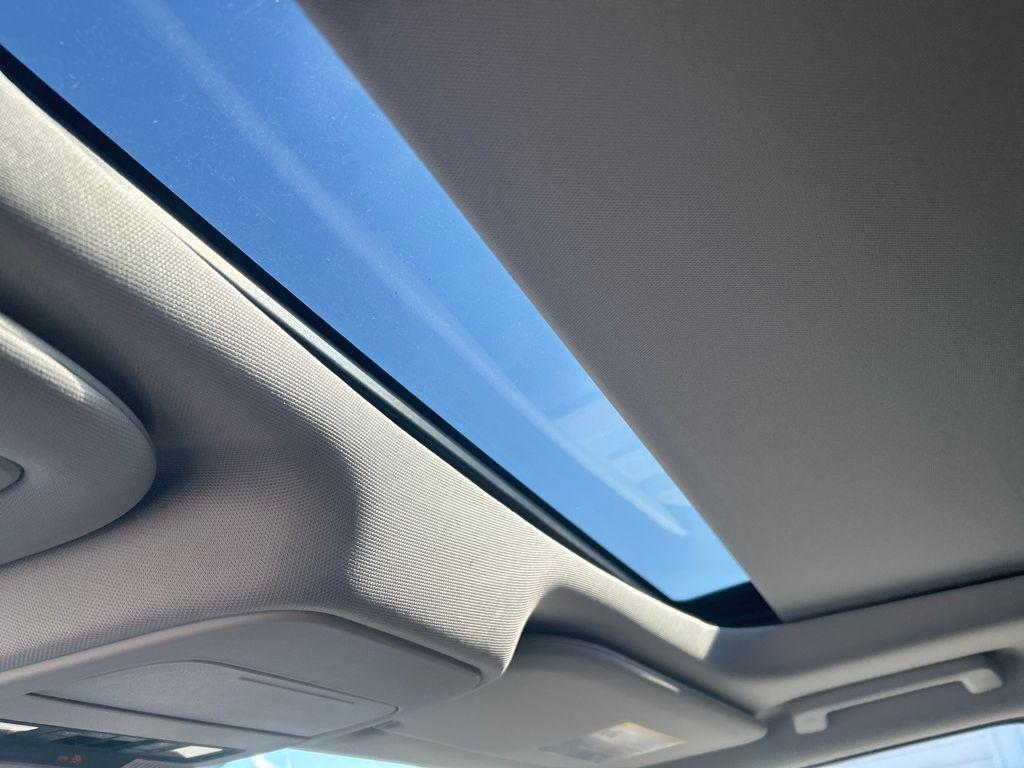 new 2025 Ford Expedition car, priced at $70,084