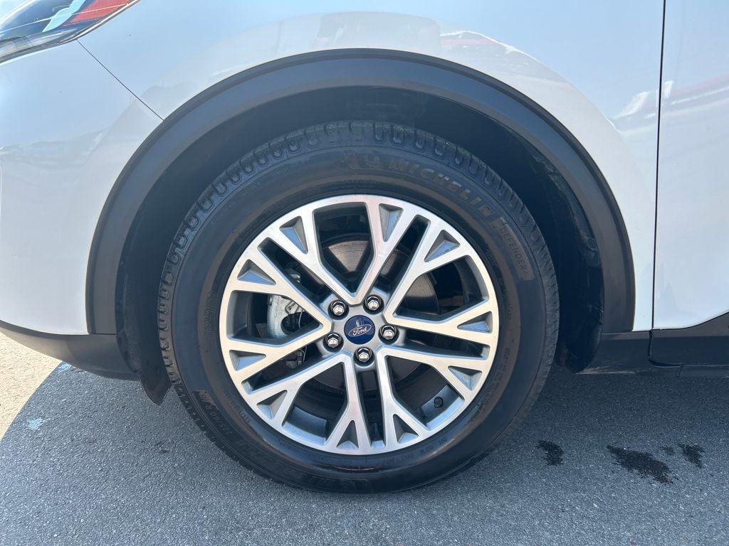 used 2022 Ford Escape car, priced at $21,809
