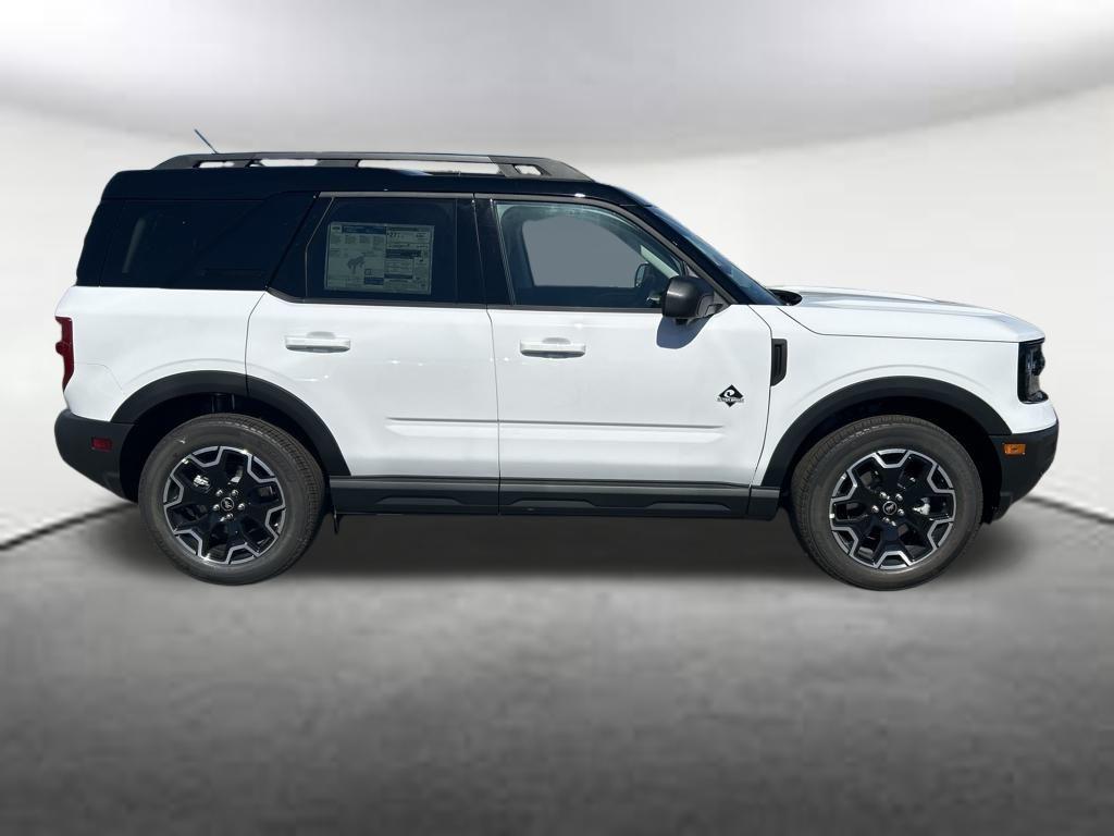 new 2025 Ford Bronco Sport car, priced at $37,613