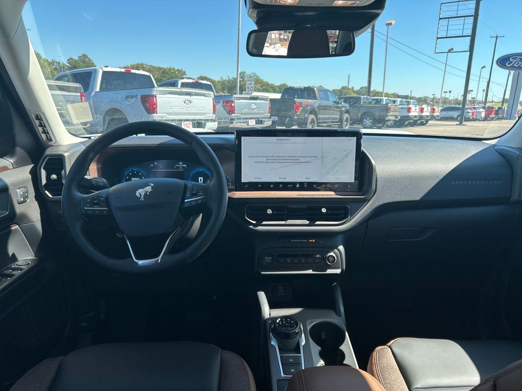 new 2025 Ford Bronco Sport car, priced at $37,613