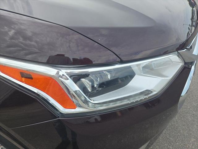 used 2021 Chevrolet Traverse car, priced at $31,996