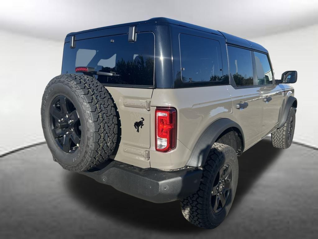 new 2025 Ford Bronco car, priced at $47,928