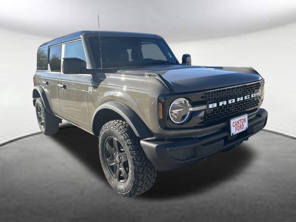 new 2025 Ford Bronco car, priced at $47,928