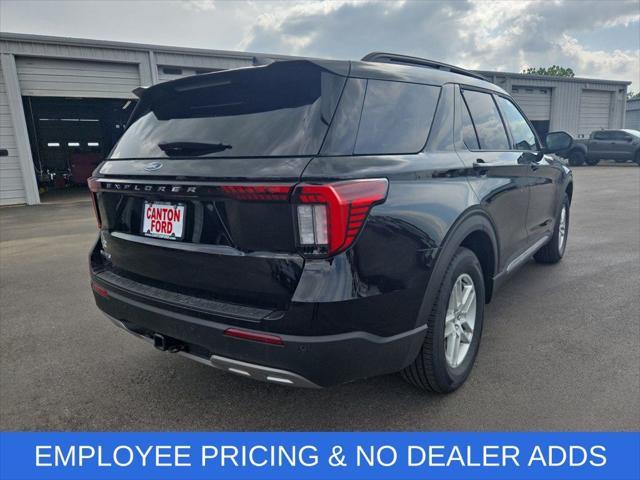 new 2025 Ford Explorer car, priced at $41,956