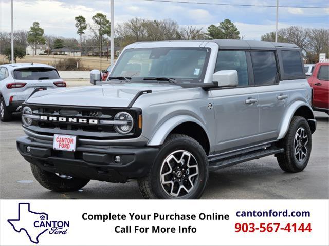 new 2024 Ford Bronco car, priced at $49,098