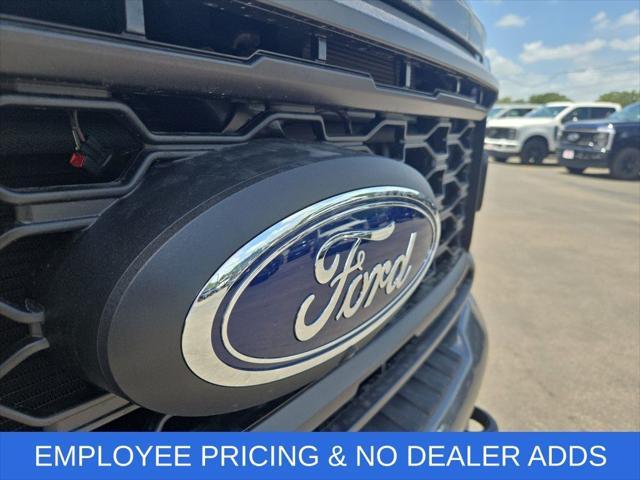 new 2025 Ford F-250 car, priced at $66,158