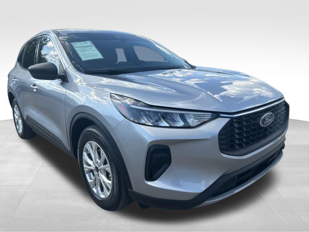 used 2023 Ford Escape car, priced at $20,987