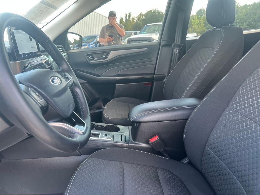 used 2023 Ford Escape car, priced at $20,987
