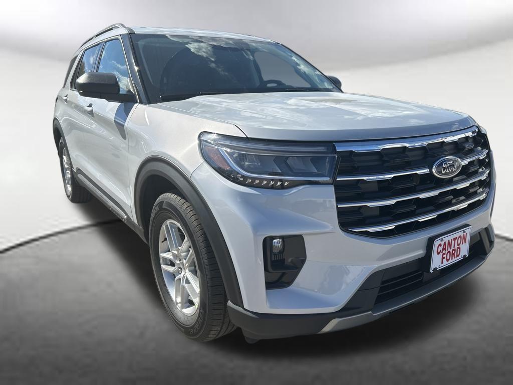new 2025 Ford Explorer car, priced at $42,424
