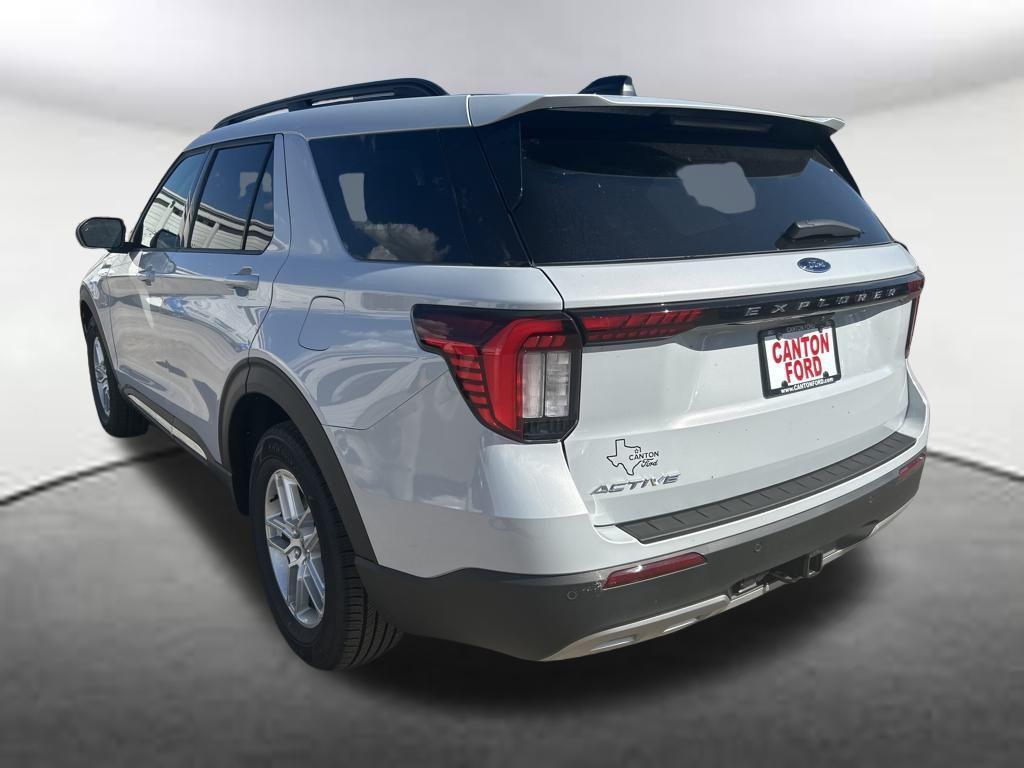 new 2025 Ford Explorer car, priced at $42,424