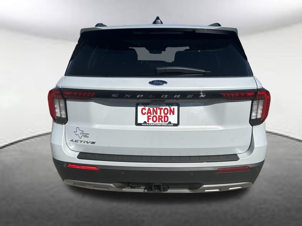 new 2025 Ford Explorer car, priced at $42,424