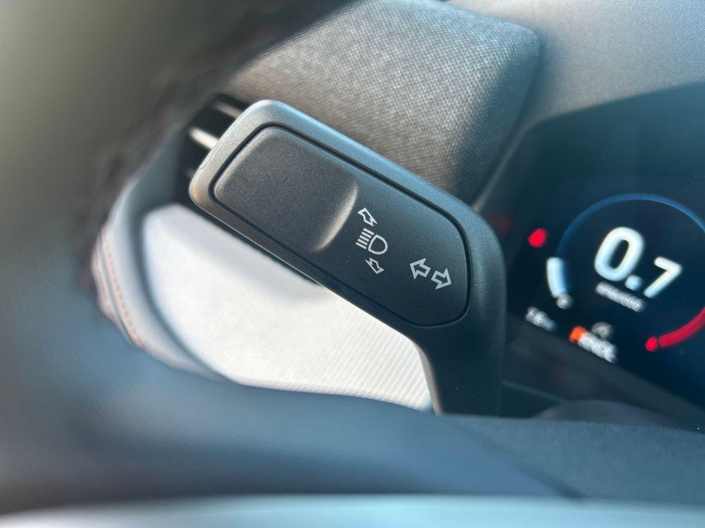 new 2025 Ford Explorer car, priced at $42,424