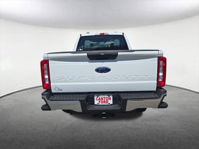 new 2025 Ford F-250 car, priced at $62,302