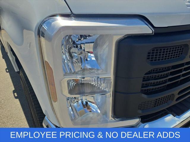 new 2025 Ford F-250 car, priced at $63,302