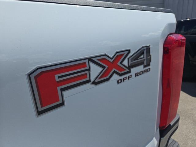 new 2025 Ford F-250 car, priced at $62,302