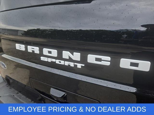 new 2025 Ford Bronco Sport car, priced at $37,491
