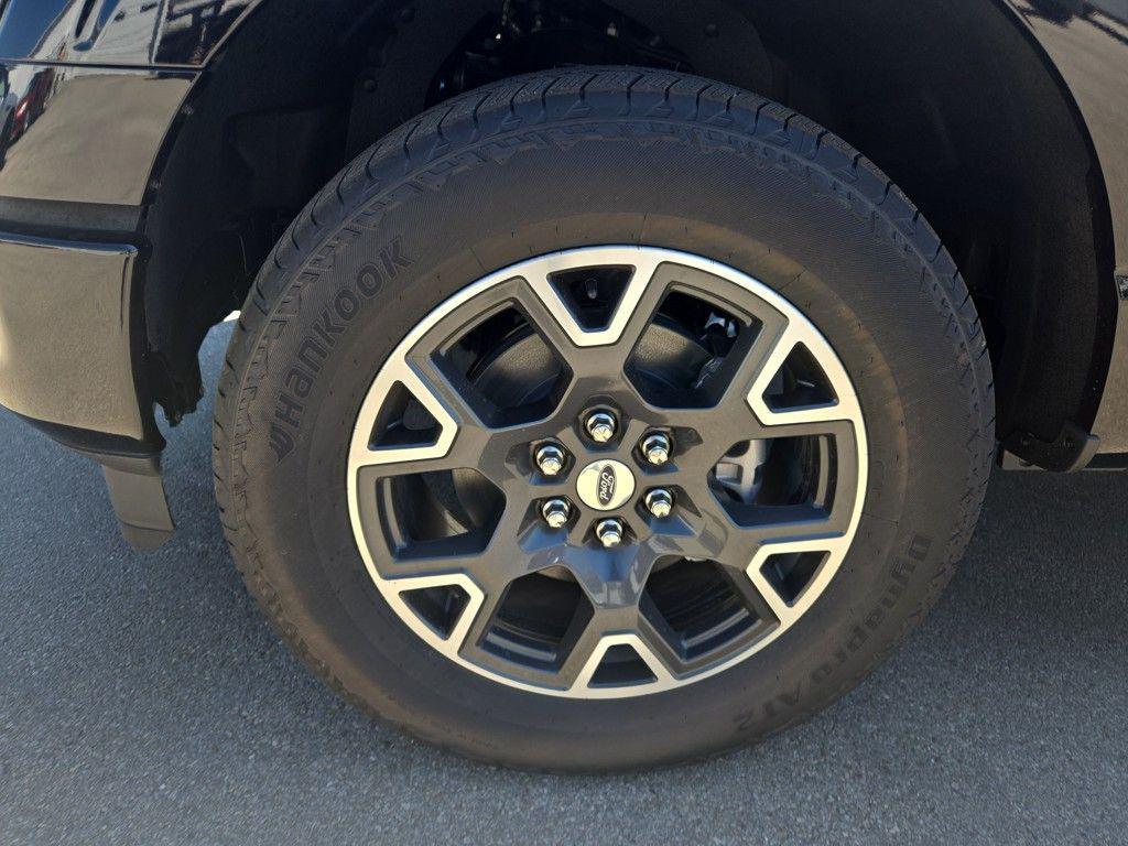 new 2025 Ford F-150 car, priced at $46,484