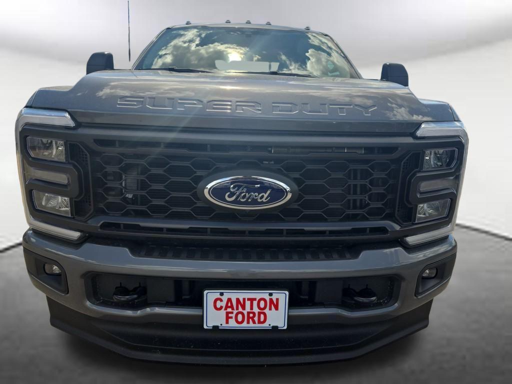new 2025 Ford F-250 car, priced at $63,499