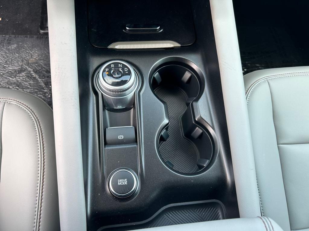 new 2025 Ford Explorer car, priced at $43,021