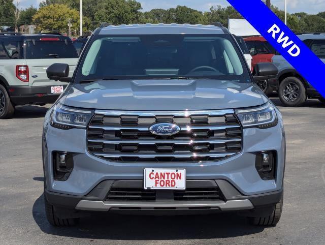 new 2025 Ford Explorer car, priced at $40,485