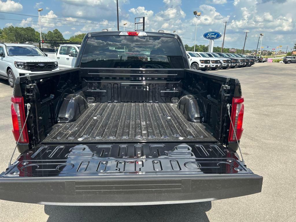 new 2025 Ford F-150 car, priced at $52,042