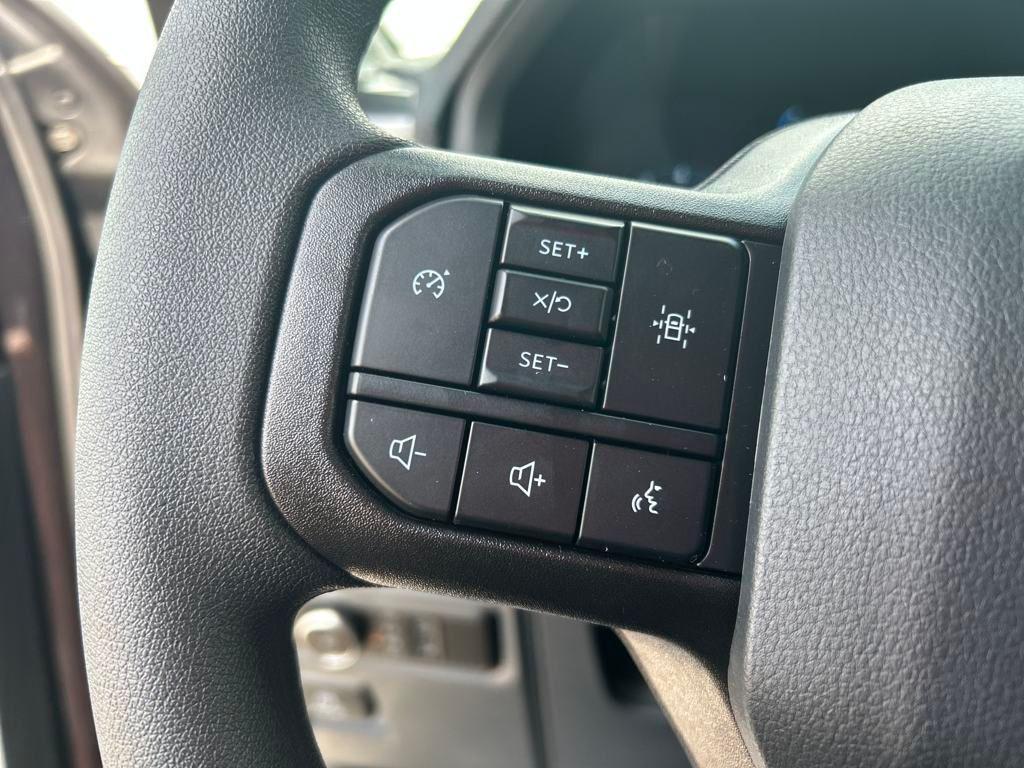 new 2025 Ford F-150 car, priced at $52,042