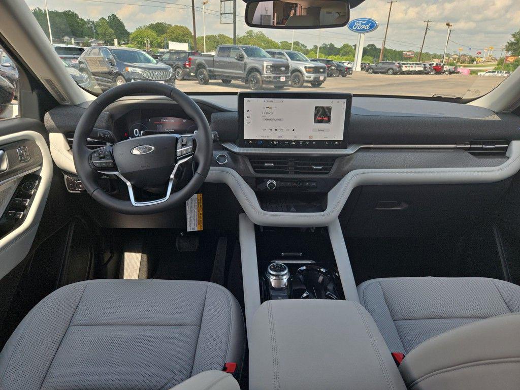 new 2025 Ford Explorer car, priced at $58,353