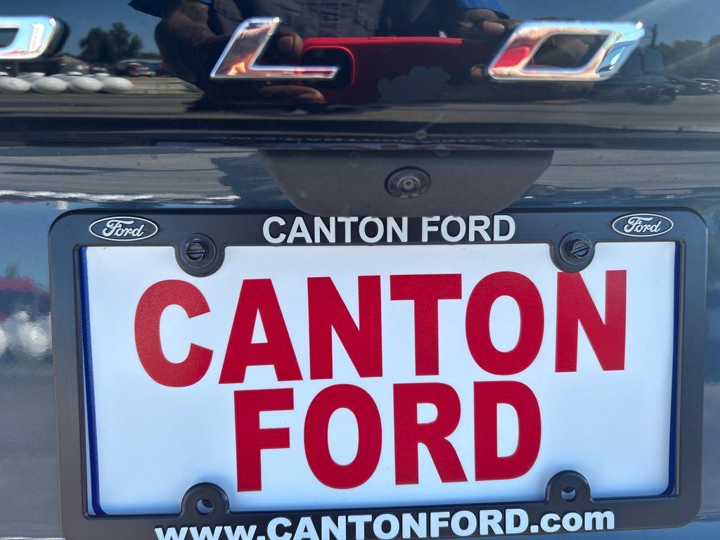 new 2025 Ford Explorer car, priced at $39,581