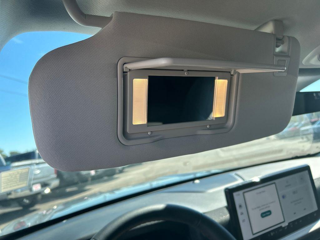 new 2025 Ford Explorer car, priced at $39,581