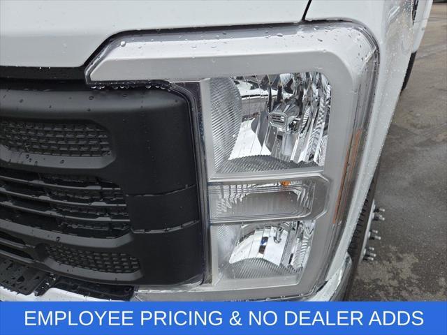 new 2025 Ford F-350 car, priced at $63,960