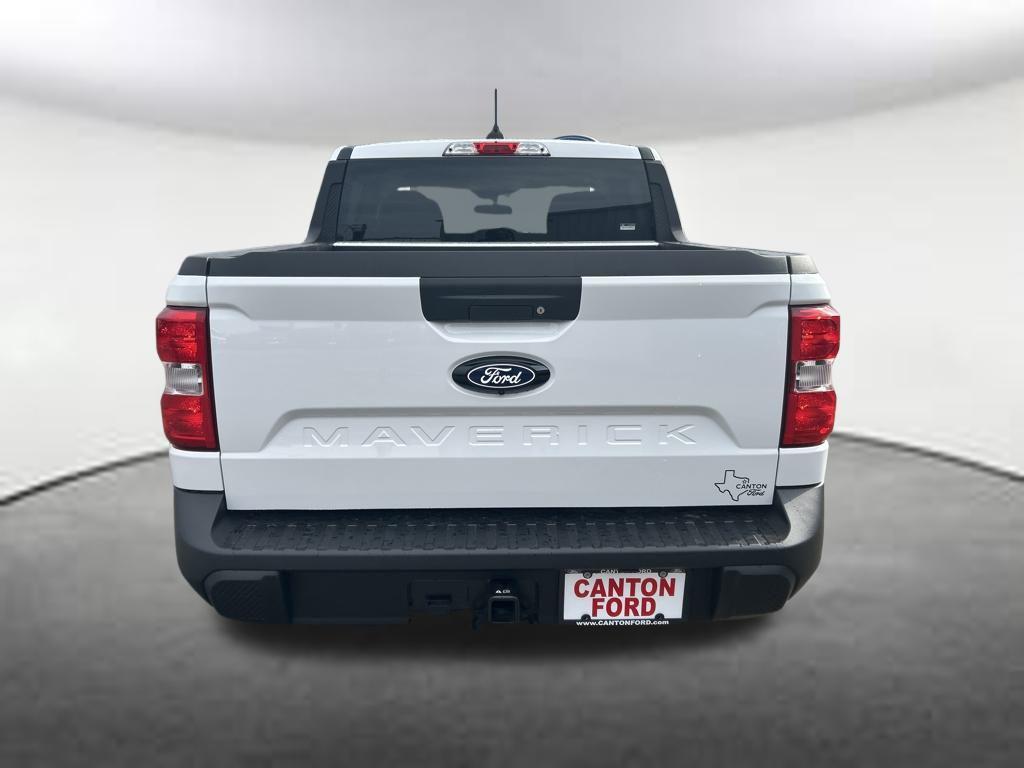 new 2025 Ford Maverick car, priced at $31,978