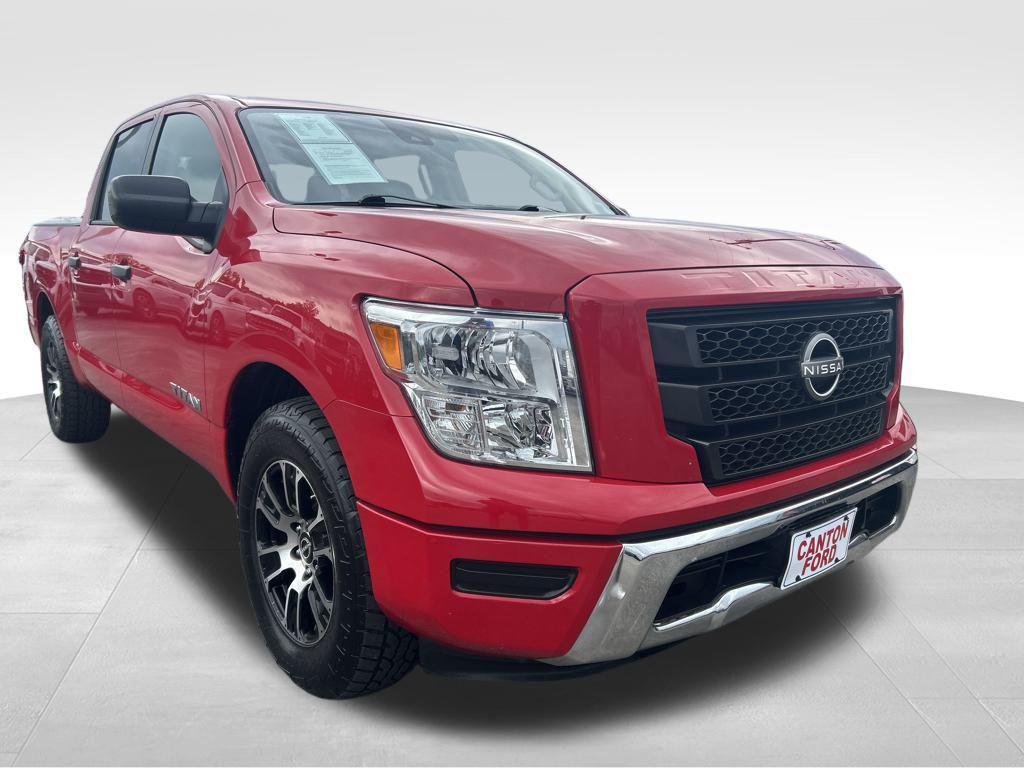 used 2023 Nissan Titan car, priced at $29,947