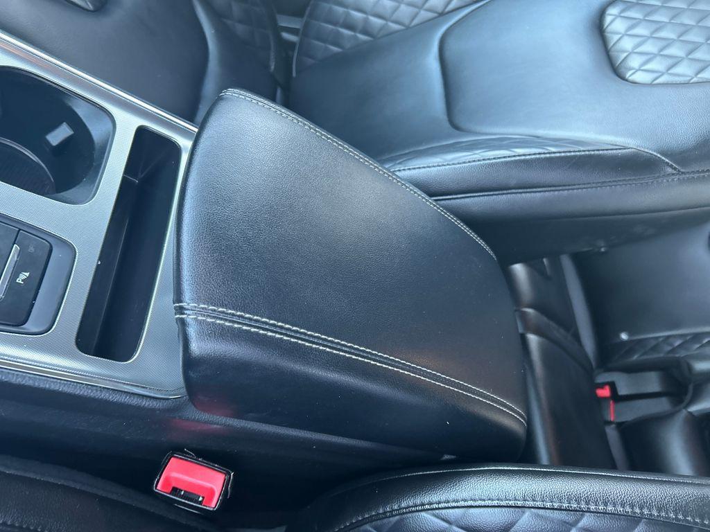 used 2023 Ford Edge car, priced at $27,487