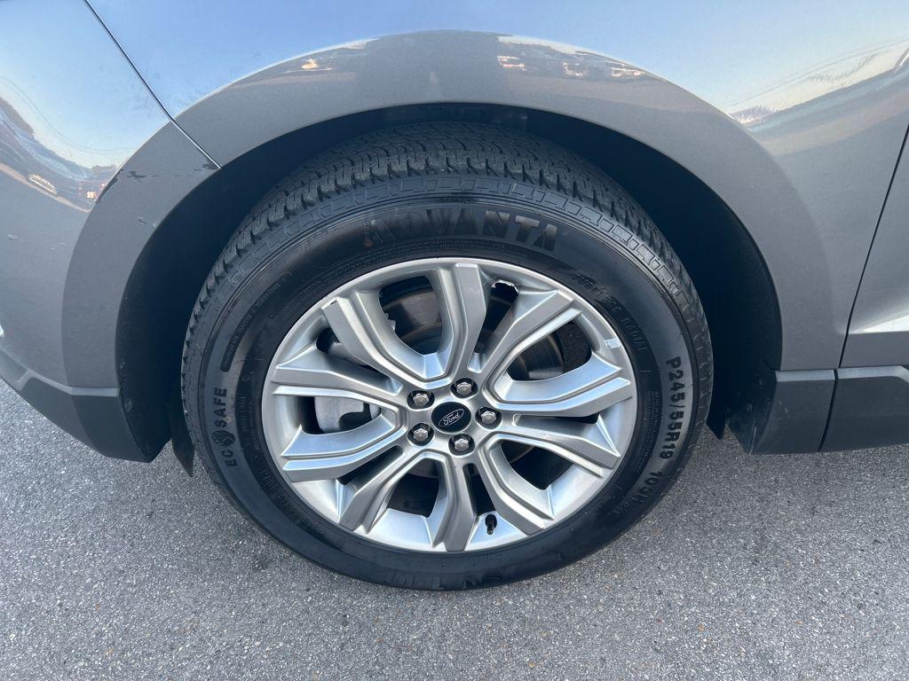 used 2023 Ford Edge car, priced at $27,487