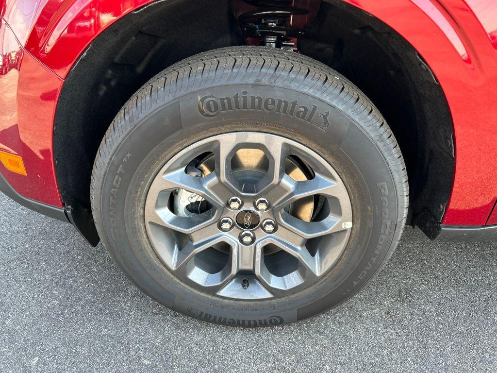 new 2025 Ford Maverick car, priced at $31,540