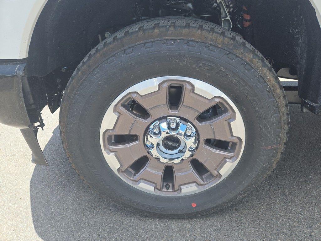 new 2025 Ford F-250 car, priced at $89,861
